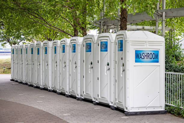Best Porta potty rental near me  in Umatilla, OR